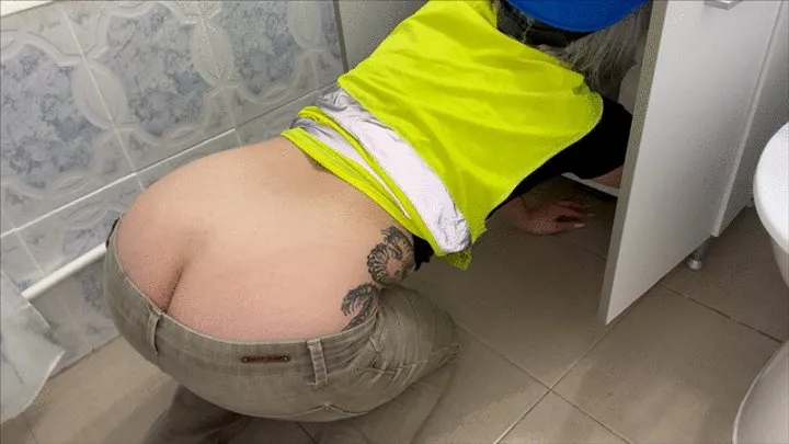 Plumber's butt crack&farts make you hard