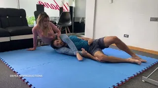 Mariana Mixed Wrestling in Jeans