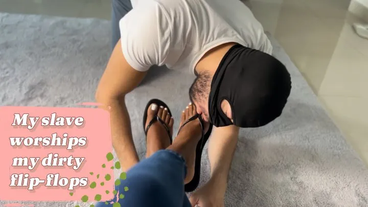 Goddess Annabelle's slave cleans her dirty flip-flops