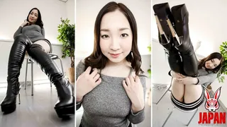 Niina Fuji's Sensual Boot Handjob