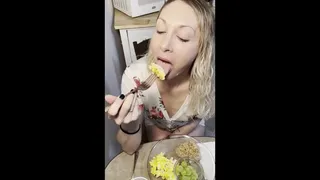 Giantess-Vore Breakfast Special