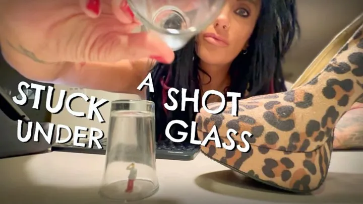 GIANTESS RAVEN & THE TINY MEN CAUGHT IN A SHOT GLASS