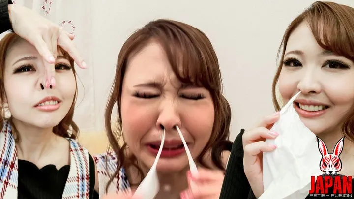 Sneezing Sensation: Nanako Asahina's Encounter