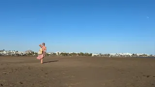 Public flashing no panties on public beach