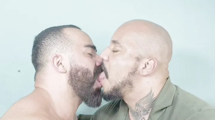 1 HOUR KISSING MARATHON BETWEEN 2 NAUGHTY MEN - BY DOUGLAS GREEN AND JAMAL SANGENT - CLIP 2