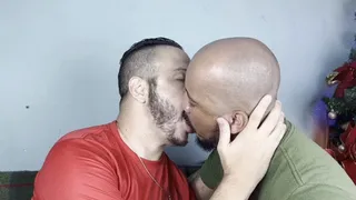 TWO MEN WITH BIG MOUTHS AND TONGUES KISSING FOR 1 HOUR NON-STOP - BY JAMAL SANGENT AND MARIO SOARES - CLIP 1