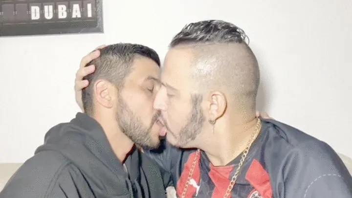 TWO MALES KISSING PASSIONATELY - BY BILLY THOMPSON AND MARIO SOARES - CLIP 1