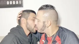 TWO MALES KISSING PASSIONATELY - BY BILLY THOMPSON AND MARIO SOARES - CLIP 1