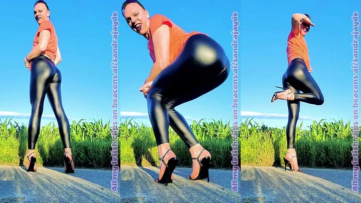 Sandra Jayde 04-07-24 Beautiful leggy blonde in tight leggings gets slutty in the fields in the countryside