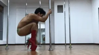 Lucazfox sexy pole dancing