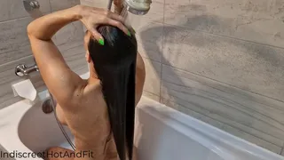 0318 MILF washing her long hair