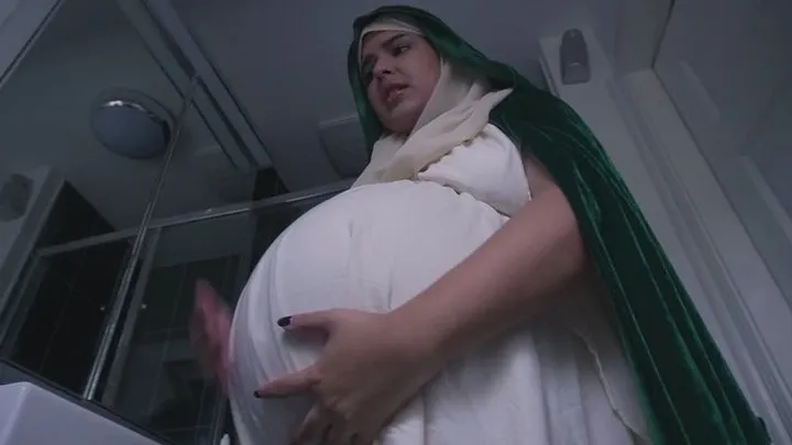 ARABIAN PRINCESS FARTS BURPS AND PISSES HERSELF WHILE PREGNANT