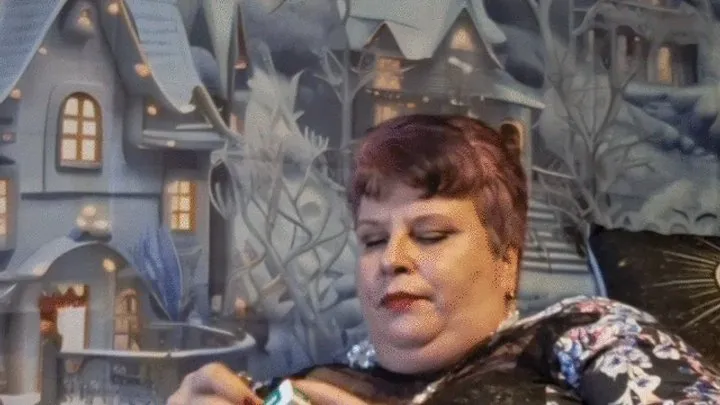 Big Bellied Goddess smoking and relaxing