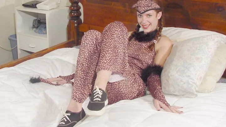 Victoria Sexy Leopard Lingerie & Keds BTS Photoshoot