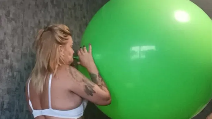 blowtopop 36 inch green balloon