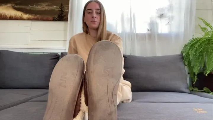 Unboxing My New UGGs