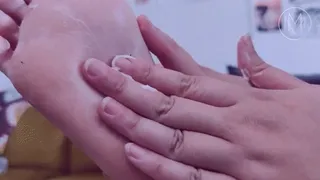 A Giantesses' Foot Peeling SFX