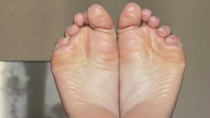 Oil feet 2