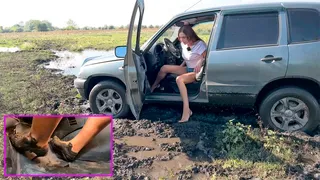 VIKA STUCK THE MUD OFFROAD BAREFOOT full video 21 min