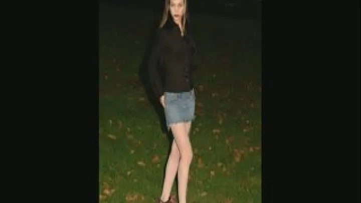 Mallory pisses her pantyhose (( )