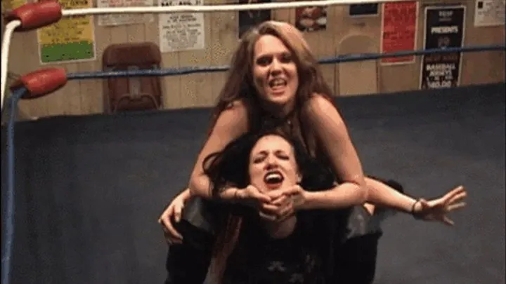 RETURN OF THE CAMEL CLUTCH QUEEN - Vanessa Harding vs Ronnie (IN HIGH DEF'N)