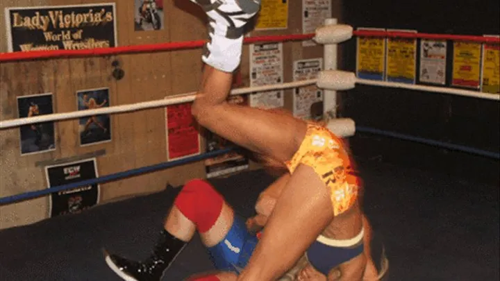 INTERRACIAL DEMOLITION - Crystal Carmichael vs Fantasia (Match 1 of 3) (IN HIGH DEF'N)