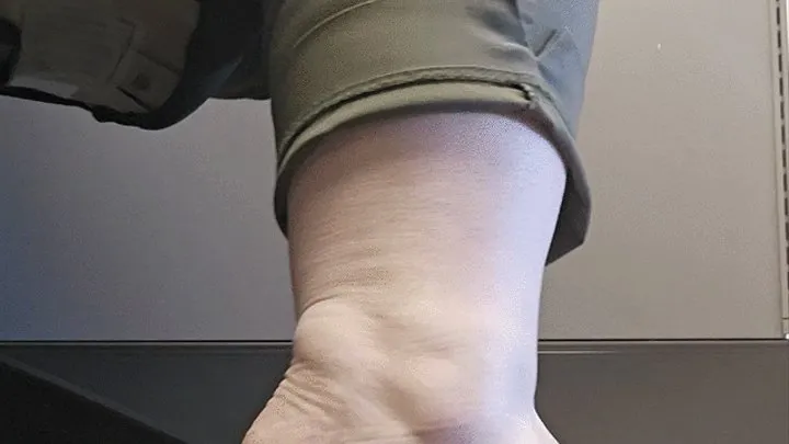 BBW Office Feet toes & soles