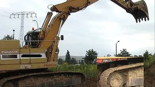 Chain excavator/Kettenbagger