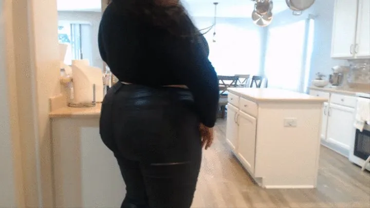 Big Butt Scarlett la belle in differnt skintight shiny, wetlook lace jeans and highheels walks around and poses