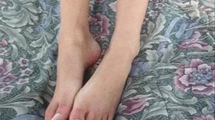 French feet toe close up