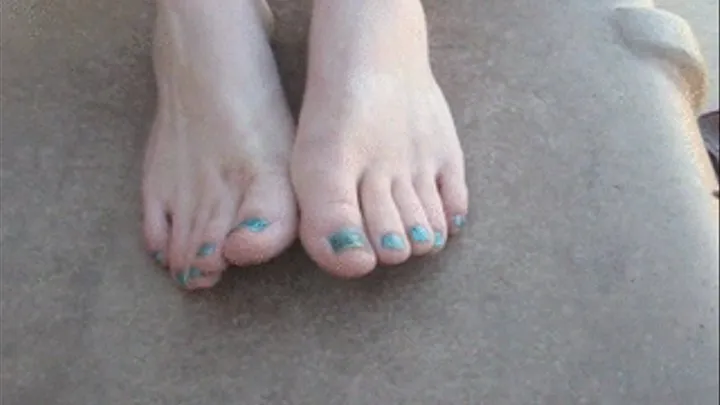 Brookes toe fun