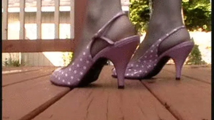 OCT 2010 HEELS 2