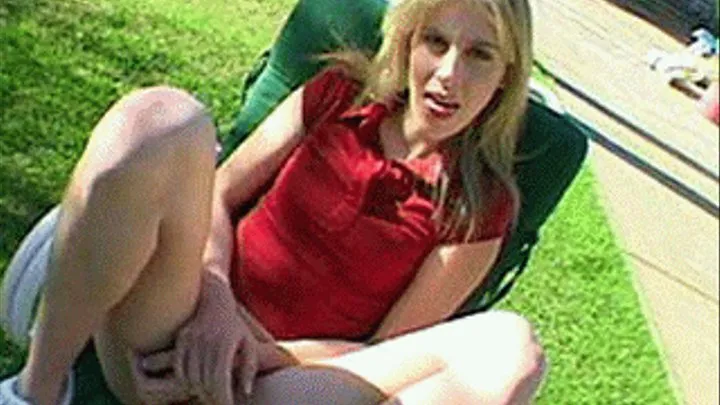 Sweet blonde shows why reserved chicks are the naughtiest - low