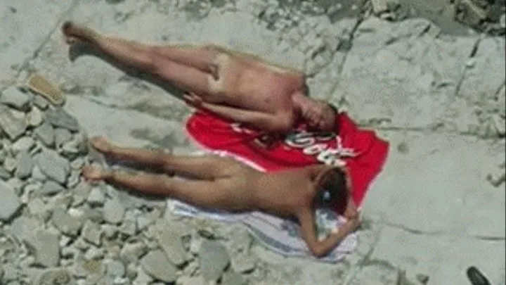 Horny voyeur couple plays in the waves - low