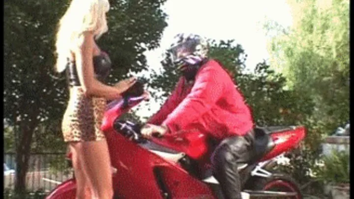 Hot blond jerks off motorcyclist