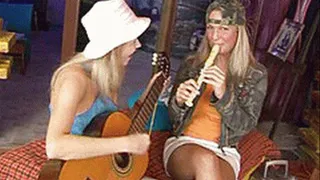 Blondes forego music lessons to do a dildo performance on pussies - low