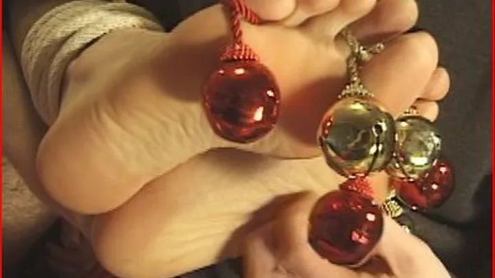 Jingle Toes (or Ring dem Bells!)