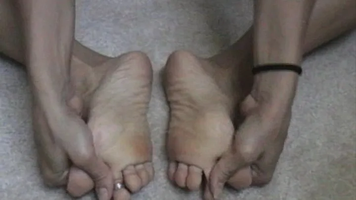 Ultimate Feet - Bare Foot Tease