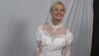 Naughty Brides Bobbi-Clip 1