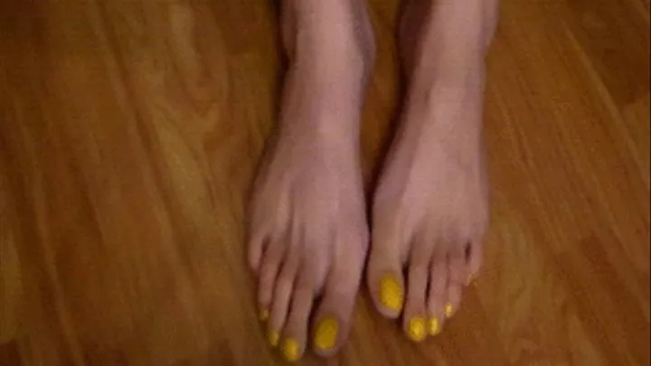 Gabby's long toe tease 3