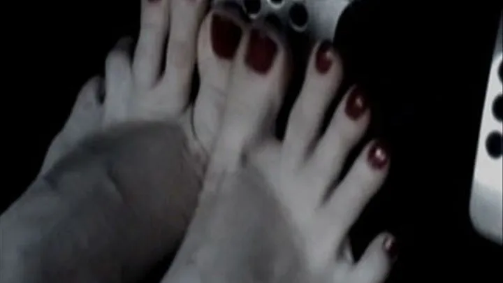 Allie Super Long Toes pedal pumping