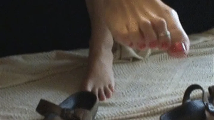 Cum at Sage's BIG feet - pt2 *S*