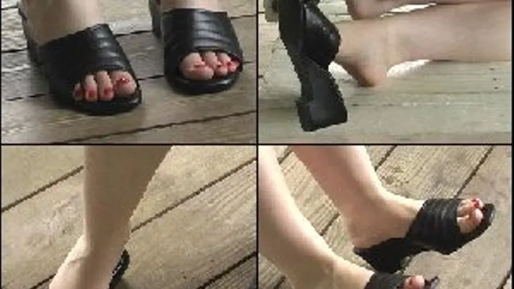 Scarlet in Wedge-Heel Black Open-Toe Slides