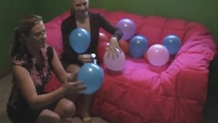 BALLOONS - Britney and Kristen Kinky Ballon Fun