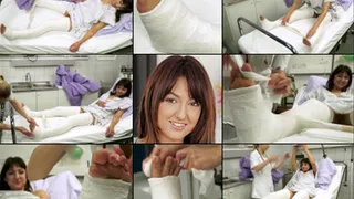 Suzy Double LLC Cast Foot Cleaning At The Hospital With Foot Play - Pt 1 (in )