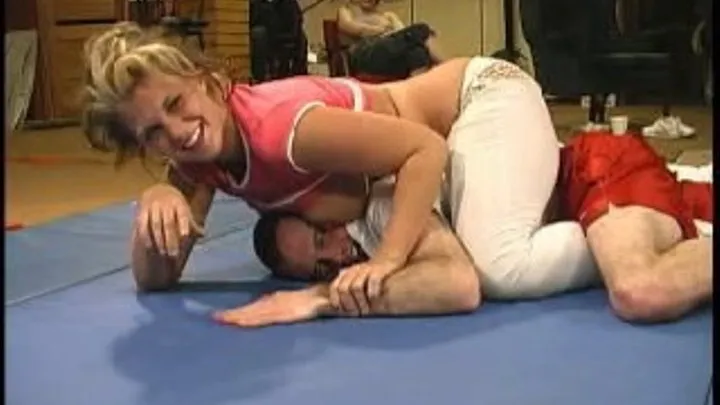 Live Mixed Wrestling 14 - Gia Marie VS Alex