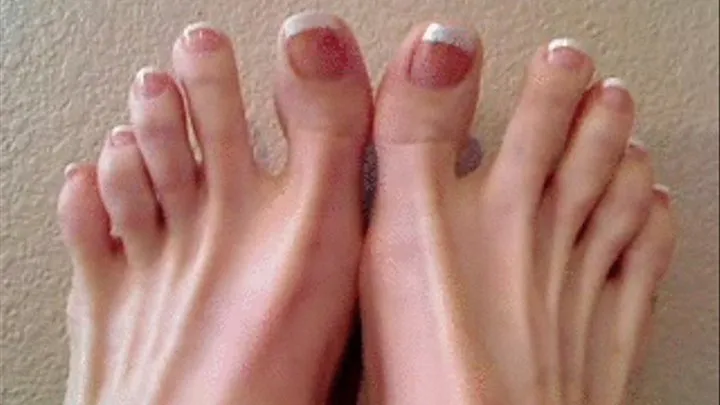 Toe Spread with French Manicure