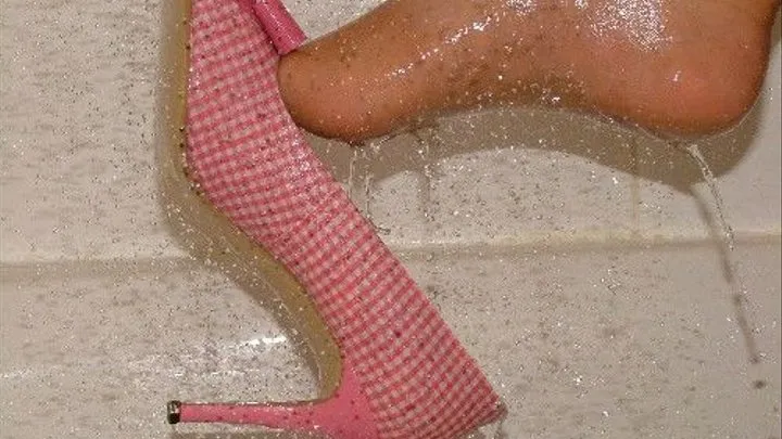 Pink and check shower