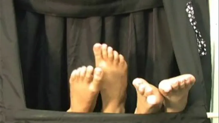 OCT PUPPET FEET 2