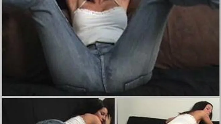 Tight Jeans Farting / Loud and Juicy ( LOW SPEED INTERNET 150 kbps )